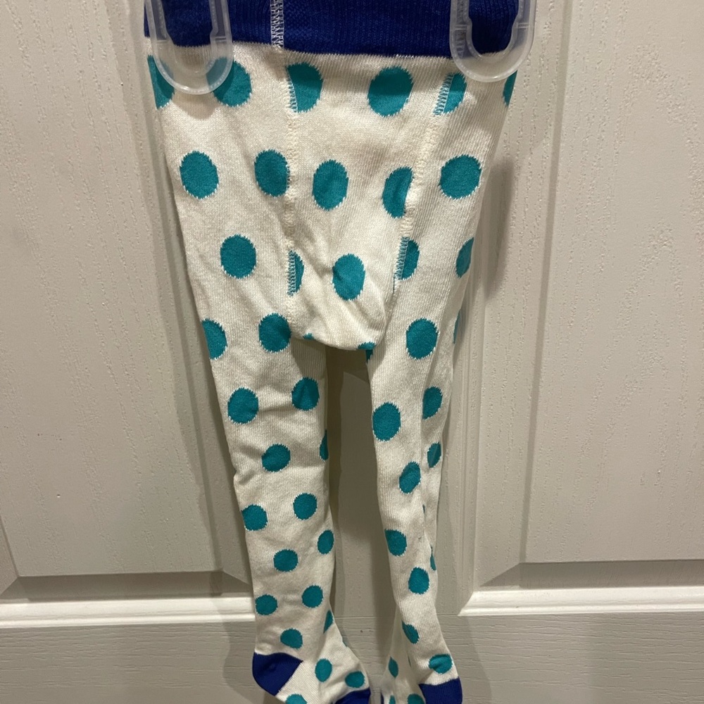 Matilda, Jane polkadot, tights